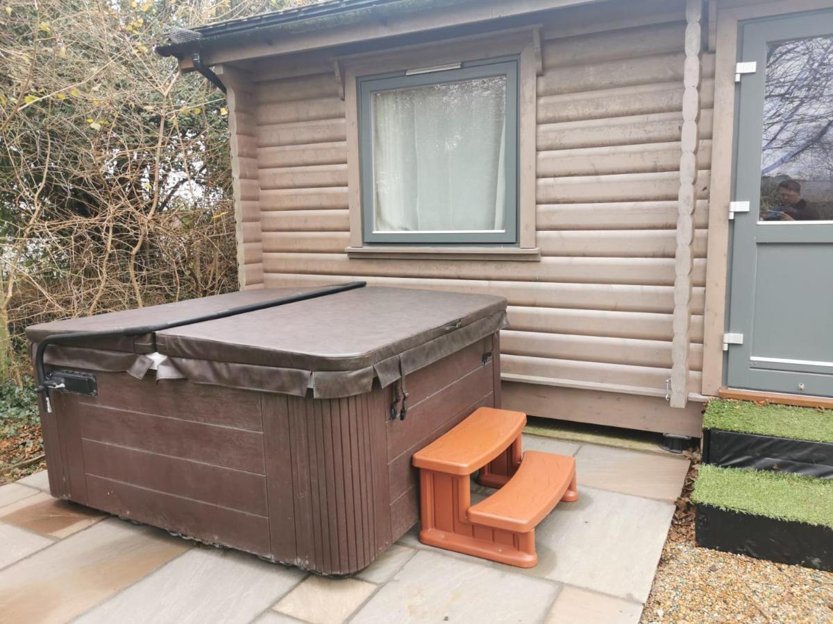Вилла Chestnut Meadow Country Park Sidley Экстерьер фото