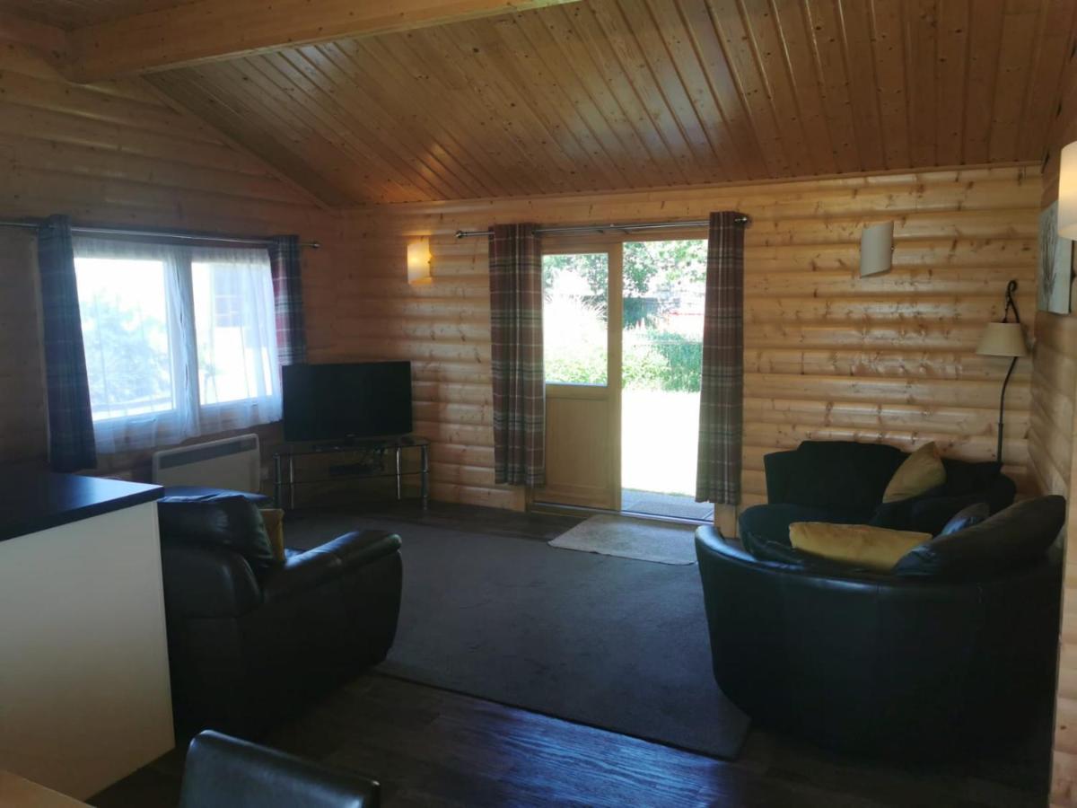 Вилла Chestnut Meadow Country Park Sidley Экстерьер фото